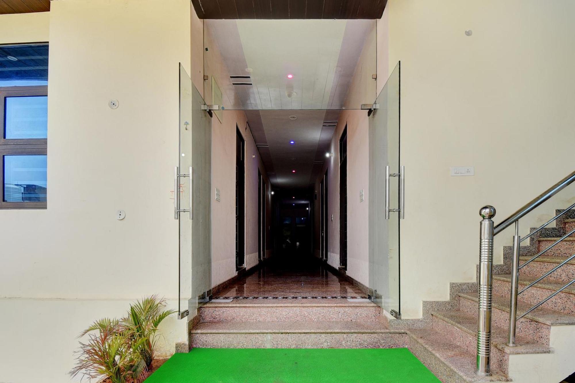 Hotel O Sawariya Palace Джайпур Екстериор снимка